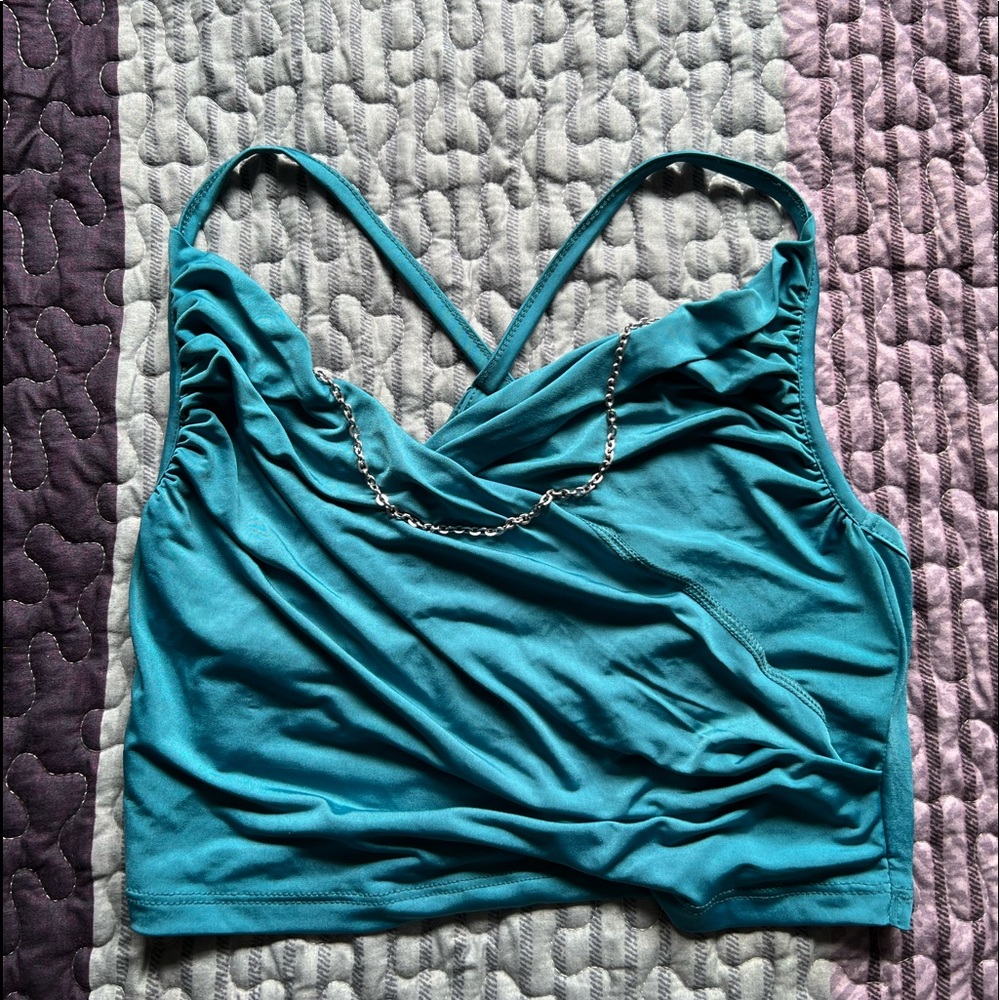 NWT UO crop top